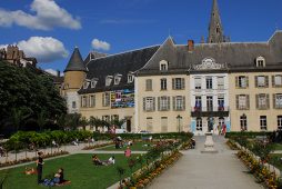Samedi 23 juin 2007Hotel de Lesdiguières et roseraie du Jardin de Ville