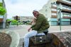 mercredi 20 avril 2016
Teddy Lukunku, comédien et réalisateur, habite le quartier des Géants.                                   Sylvain Frappat - Ville de Grenoble 2016