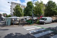 mardi 12 juillet 2016
Marché sur la Place Raymond Perinetti.                               Sylvain Frappat - Ville de Grenoble 2016