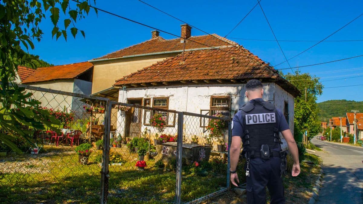 les squatteurs de sa maison partent en vacances, la propriétaire en profite pour la vider mais risque aujourd'hui une lourde amende