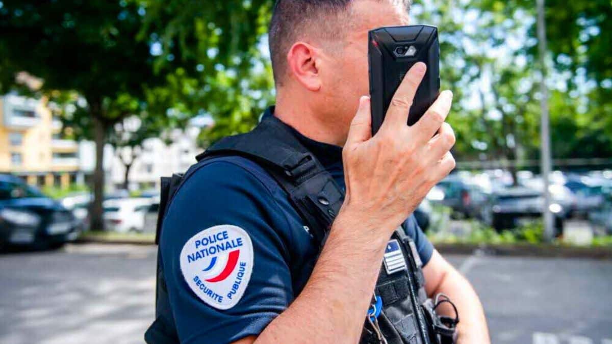 la répression des fraudes alerte sur le smishing voici comment protéger votre téléphone de cette nouvelle arnaque
