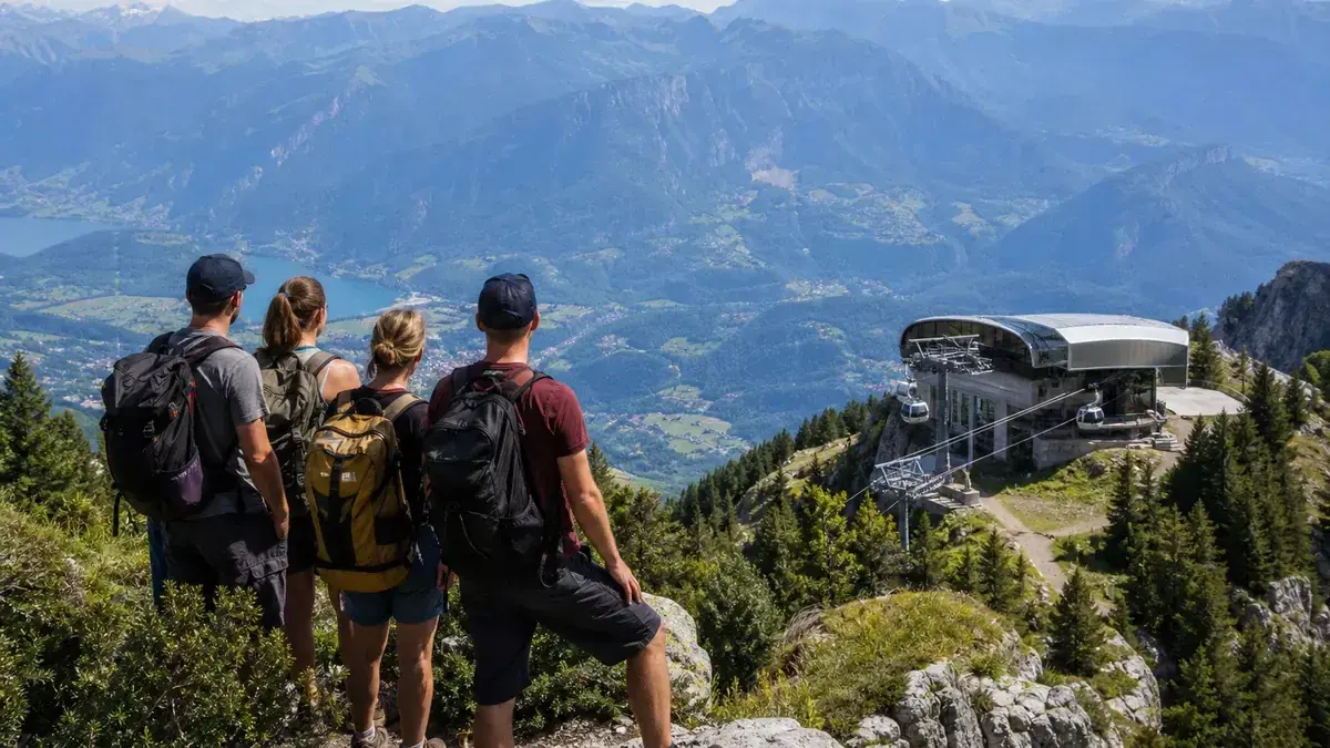 Croix de Chamrousse : accès à pied ou en télécabine, panorama et activités